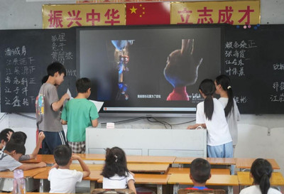 乡村振兴，教育先行——广财学子赴北市绘语言类文化教育新篇章